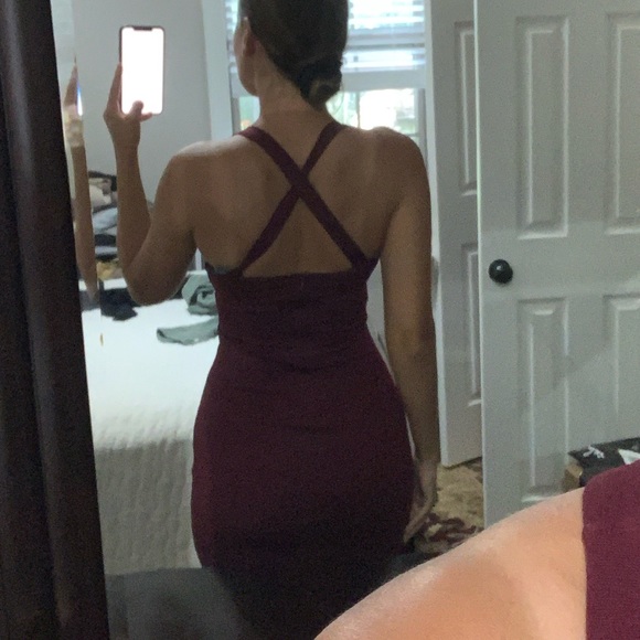 Lulus burgundy bodycon dress - Picture 6 of 6